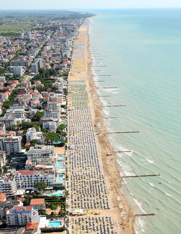 Hotel Paolina Lido di Jesolo Exterior photo